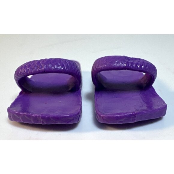 Monster High Purple Sandals For Gillington Gil Webber Flip Flops Shoes - Picture 2 of 4